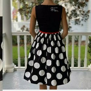 NWT RARE SOLD OUT MInnie mouse dots disney shop dr